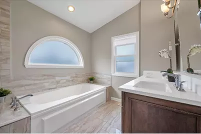 1355 Beckett Lane, Schaumburg, IL 60173 - Photo 25