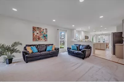 1355 Beckett Lane, Schaumburg, IL 60173 - Photo 9