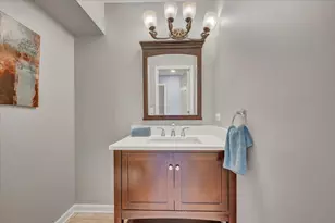 1355 Beckett Ln, Schaumburg, IL 60173 - Photo 19