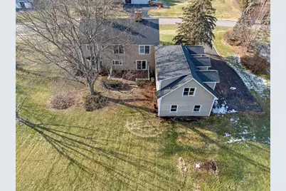 2321 Steeple Chase Circle W, Libertyville, IL 60048 - Photo 9