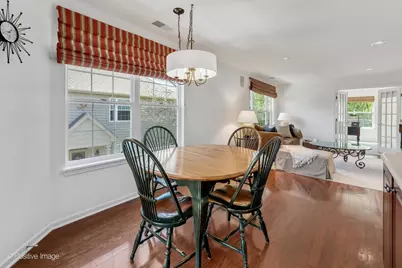 11025 Edgebrook Lane, Indian Head Park, IL 60525 - Photo 15