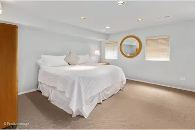 11025 Edgebrook Lane, Indian Head Park, IL 60525 - Photo 27