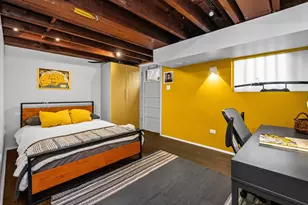 6323 N Kirkwood Ave, Chicago, IL 60646 - Photo 15