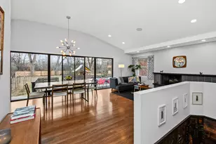 6323 N Kirkwood Ave, Chicago, IL 60646 - Photo 7