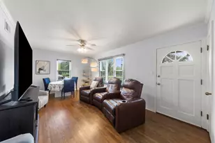 1335 College Ave, Wheaton, IL 60187 - Photo 3