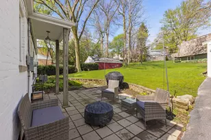 1335 College Ave, Wheaton, IL 60187 - Photo 19