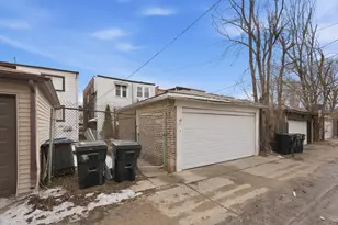 8026 S Dobson Ave, Chicago, IL 60619 - Photo 29