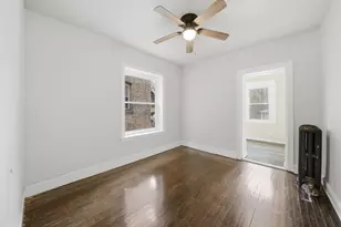 8026 S Dobson Ave, Chicago, IL 60619 - Photo 19