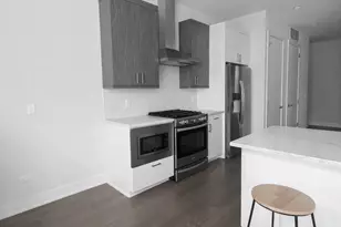 2217 W Madison St, Chicago, IL 60612 - Photo 5