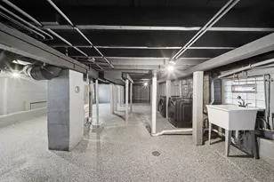 9328 S Paxton Ave, Chicago, IL 60617 - Photo 13