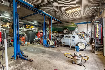 8418 Joliet Road, McCook, IL 60525 - Photo 9