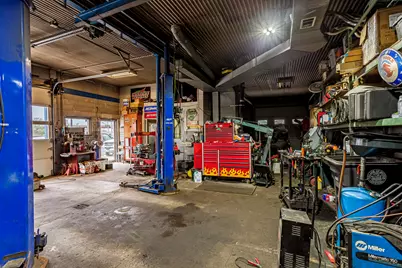 8418 Joliet Road, McCook, IL 60525 - Photo 11