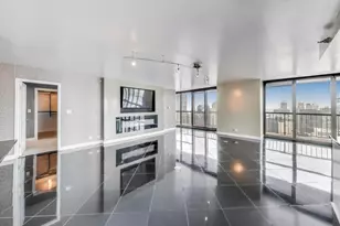 [Address not provided], Chicago, IL 60611 - Photo 5