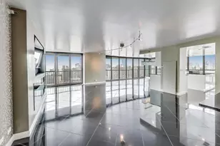 [Address not provided], Chicago, IL 60611 - Photo 3