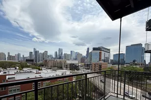 859 W Erie St, Chicago, IL 60642 - Photo 13