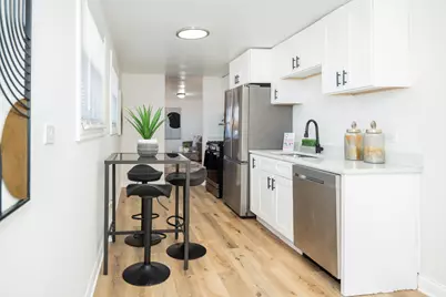 16551 Plymouth Drive, Markham, IL 60428 - Photo 7