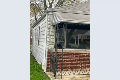 132 Geneva Avenue, Bellwood, IL 60104 - Photo 3