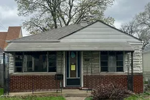 132 Geneva Ave, Bellwood, IL 60104 - Photo 1