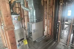 132 Geneva Ave, Bellwood, IL 60104 - Photo 7