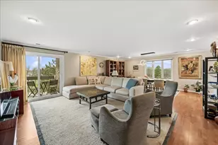 1280 Rudolph Rd, Northbrook, IL 60062 - Photo 3