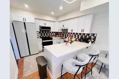 1174 N Chesapeake Lane, Palatine, IL 60074 - Photo 5