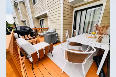 1174 N Chesapeake Lane, Palatine, IL 60074 - Photo 7