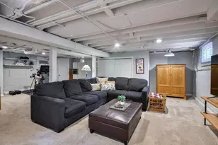 702 E Illinois St, Wheaton, IL 60187 - Photo 21