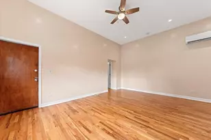 4255 N Campbell Ave, Chicago, IL 60618 - Photo 3