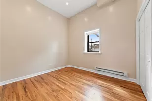 4255 N Campbell Ave, Chicago, IL 60618 - Photo 11