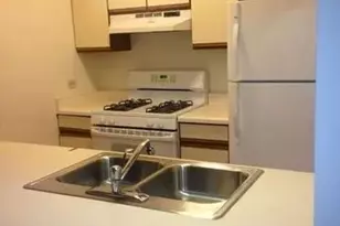 1293 Cranbrook Dr, Schaumburg, IL 60193 - Photo 7