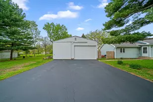 26 Cross St, Bristol, IL 60512 - Photo 21