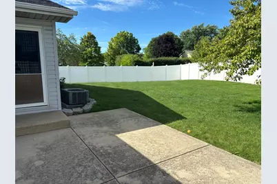 [Address not provided], Hoffman Estates, IL 60192 - Photo 3