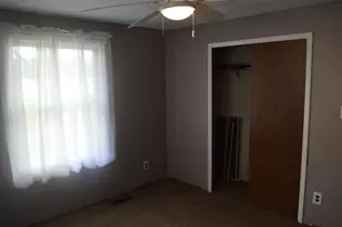 460 E Hill St, Tiskilwa, IL 61368 - Photo 15