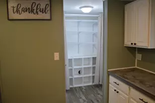 460 E Hill St, Tiskilwa, IL 61368 - Photo 11