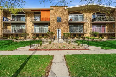 10221 S Komensky Avenue #1E, Oak Lawn, IL 60453 - Photo 1