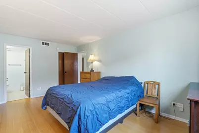 10221 S Komensky Avenue #1E, Oak Lawn, IL 60453 - Photo 13