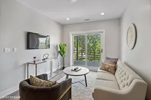 4824 S Champlain Ave, Chicago, IL 60615 - Photo 13