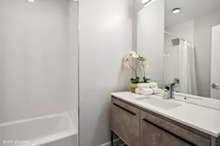 4824 S Champlain Ave, Chicago, IL 60615 - Photo 27