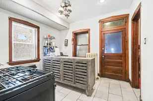 1216 N Mason Ave, Chicago, IL 60651 - Photo 9