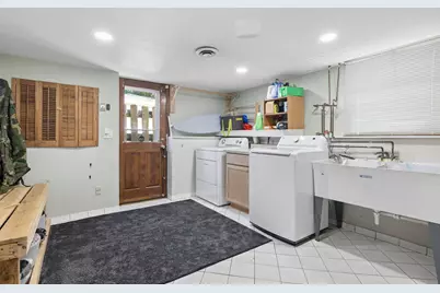 1015 E Lowden Avenue, Wheaton, IL 60189 - Photo 17