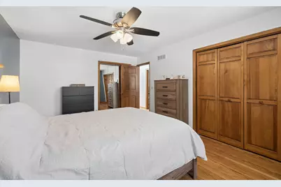 1015 E Lowden Avenue, Wheaton, IL 60189 - Photo 11