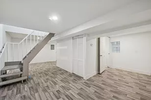 6843 S Carpenter St, Chicago, IL 60621 - Photo 9