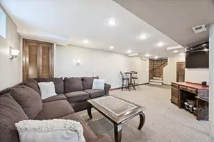 1115 N Main St, Wheaton, IL 60187 - Photo 19