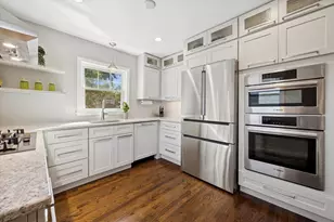 1115 N Main St, Wheaton, IL 60187 - Photo 5