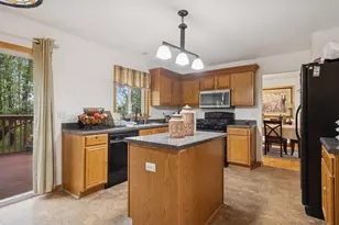 [Address not provided], Hainesville, IL 60073 - Photo 9