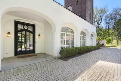 51 S Mayflower Road, Lake Forest, IL 60045 - Photo 3