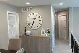 757 Grosse Pointe Cir, Vernon Hills, IL 60061 - Photo 9