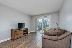 1148 Fulton Dr, Streamwood, IL 60107 - Photo 13
