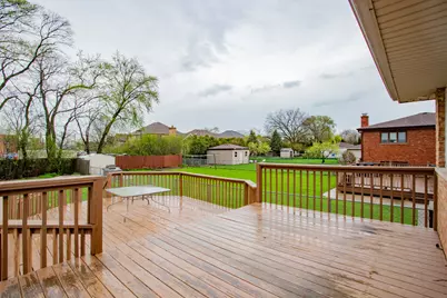 8706 W Stolting Road, Niles, IL 60714 - Photo 17