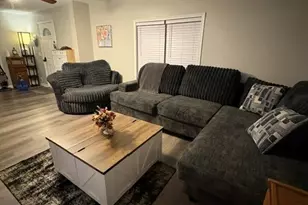 1424 N 14th St, Dekalb, IL 60115 - Photo 3